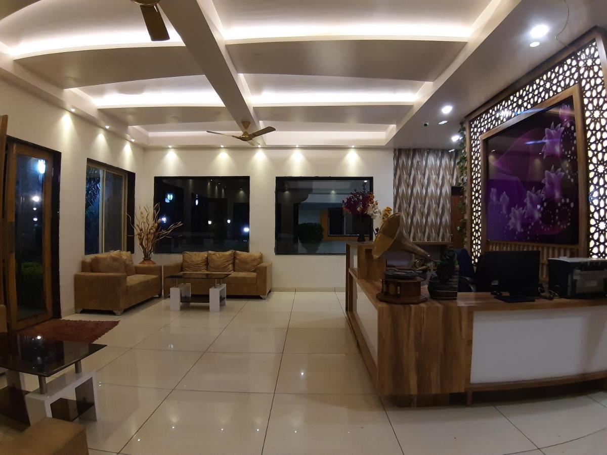 Hotel Great Annapurna Khuldabad Ngoại thất bức ảnh